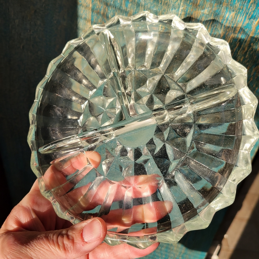 Vintage Oneida Glass Tidbit Dish ~ Original Box ~ Possibly Never Used ~ 1970s?